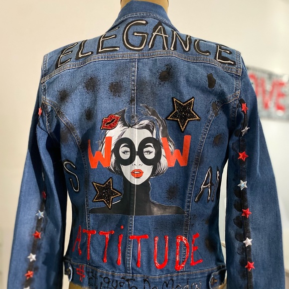 Elegance is attitude Jacket - Picture 1 of 4